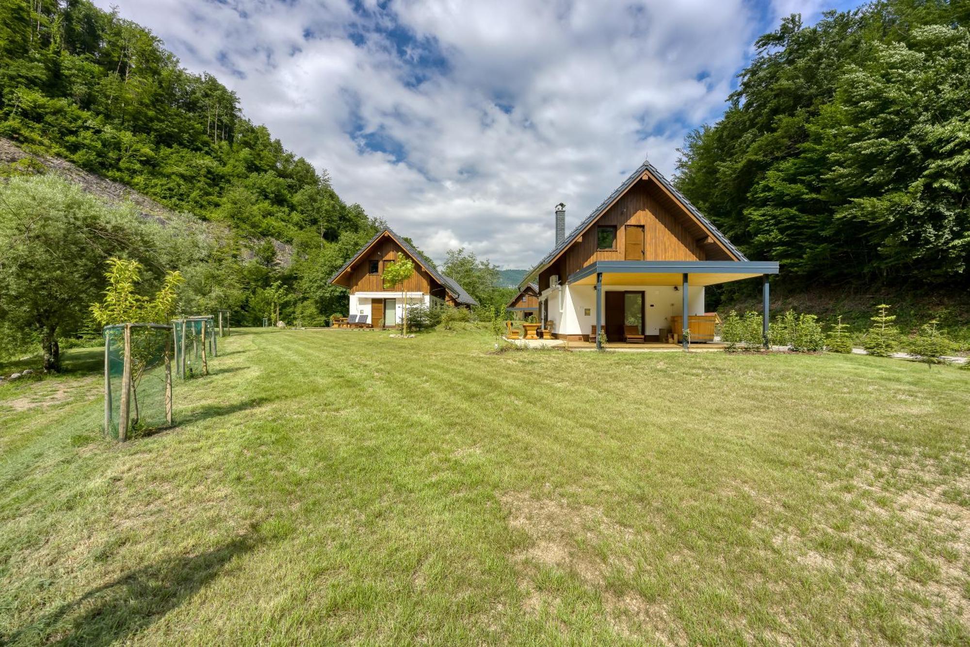 Resort Stari Malni, Osilnica - Vacation Houses Stari Malni Bilik gambar